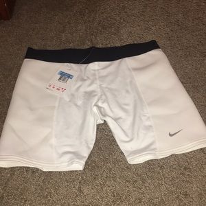 NWT Womens Nike Medium Sliding Shorts